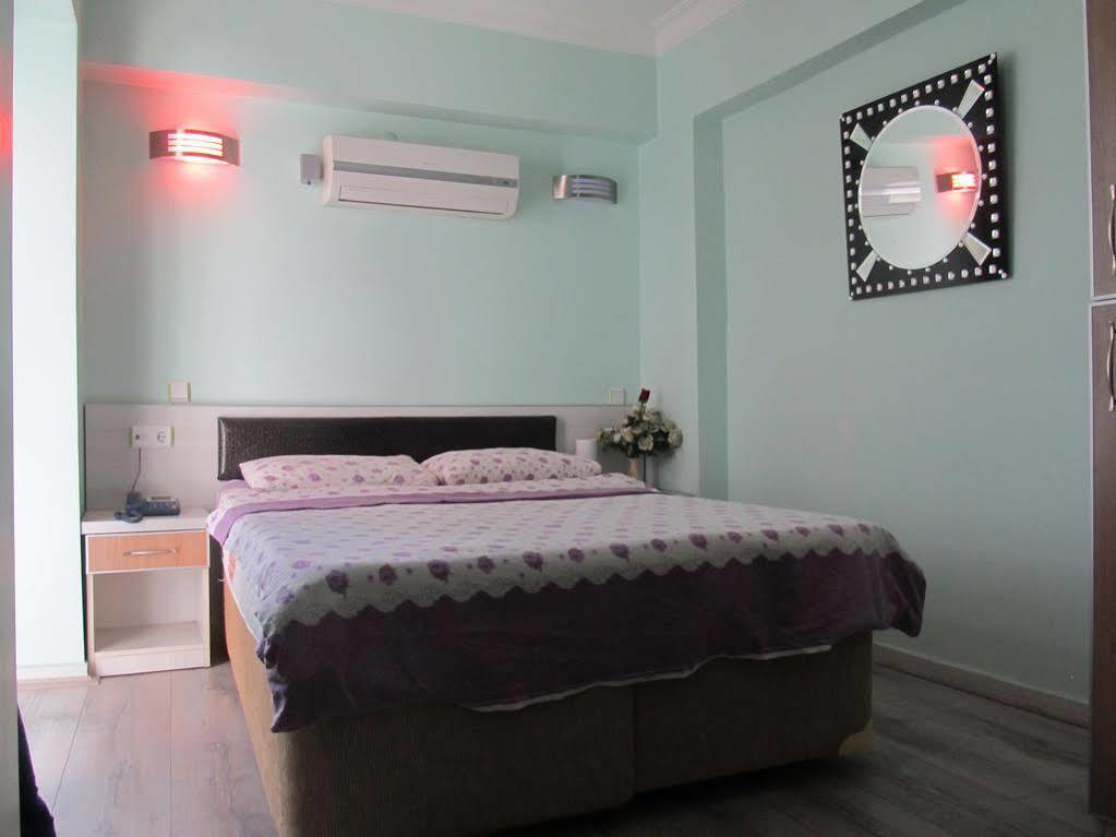 Invivo Hotel Smirne Esterno foto